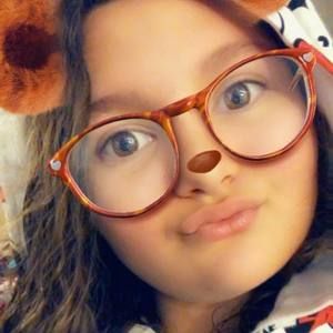 Meet your Posher, Karlie